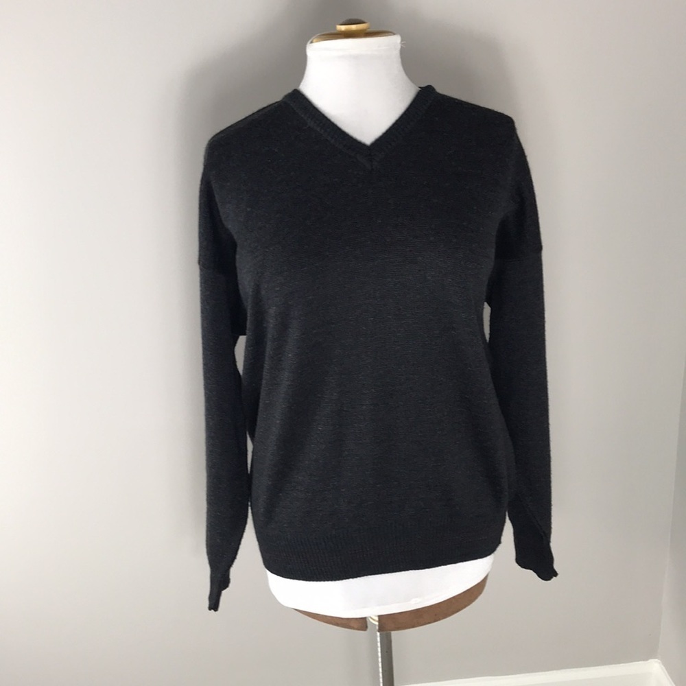 Preswick & Moore wool blend  V neck sweater, men’s size L